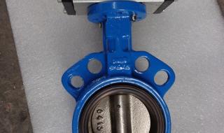 气动蝶阀气缸上两个螺丝怎么调整 气动对夹式蝶阀